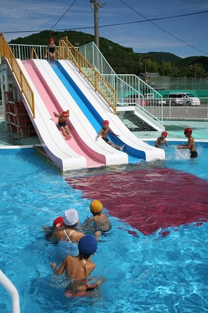 町民プール